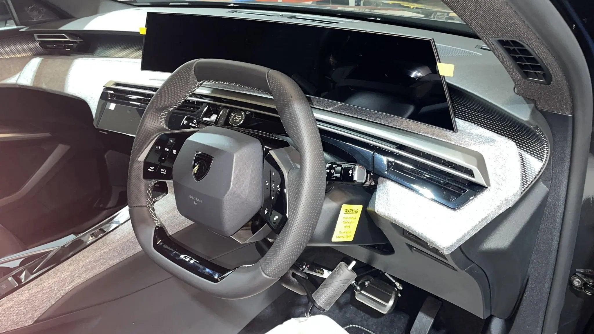 Peugeot 3008 hand controls with indicators
