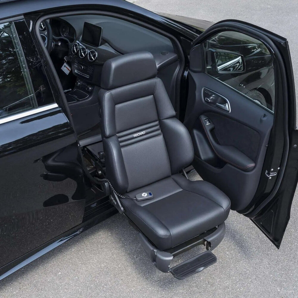 BraunAbility Turny Evo Lowering Swivel Seat with Compact Seat mobility product 8