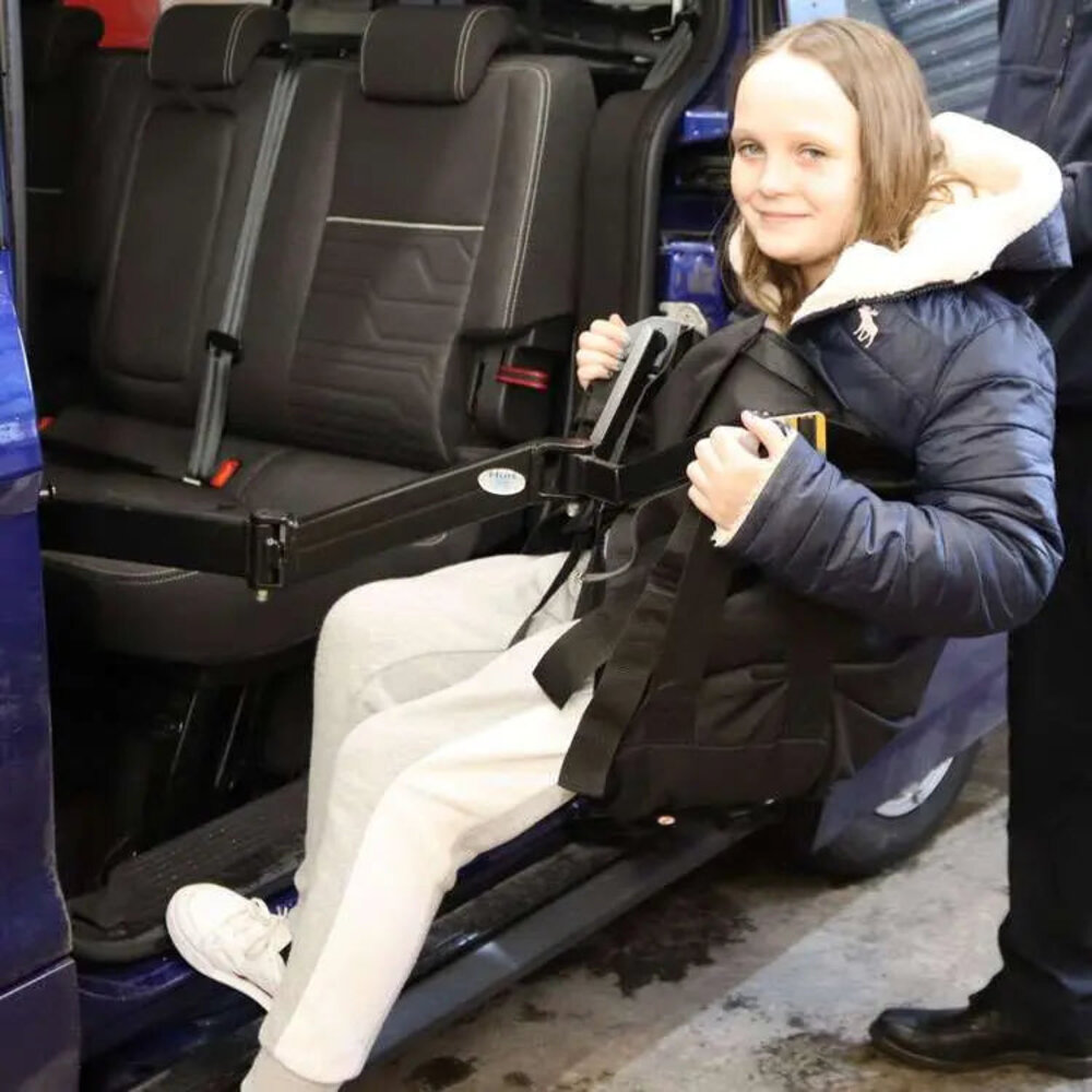 BAS (NW) Hurt Person Lift Up To 120kg For Rear and Front Seated Passengers mobility product 4