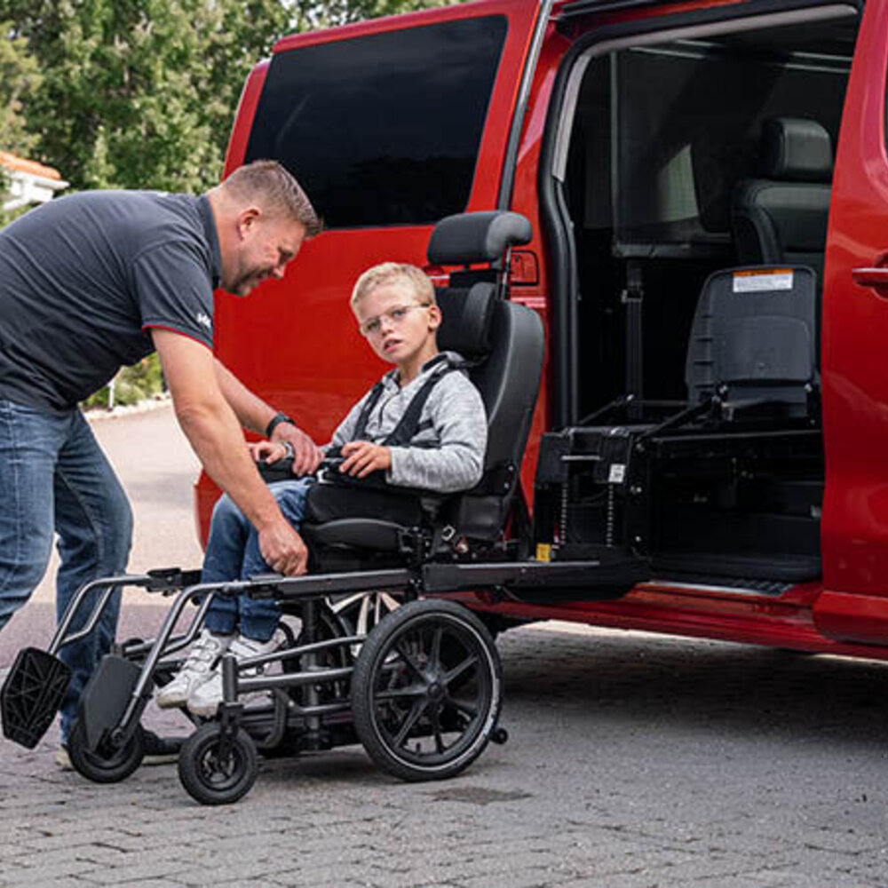 BraunAbility Carony 16 inch Wheelchair System with Turny Manual base mobility product 2