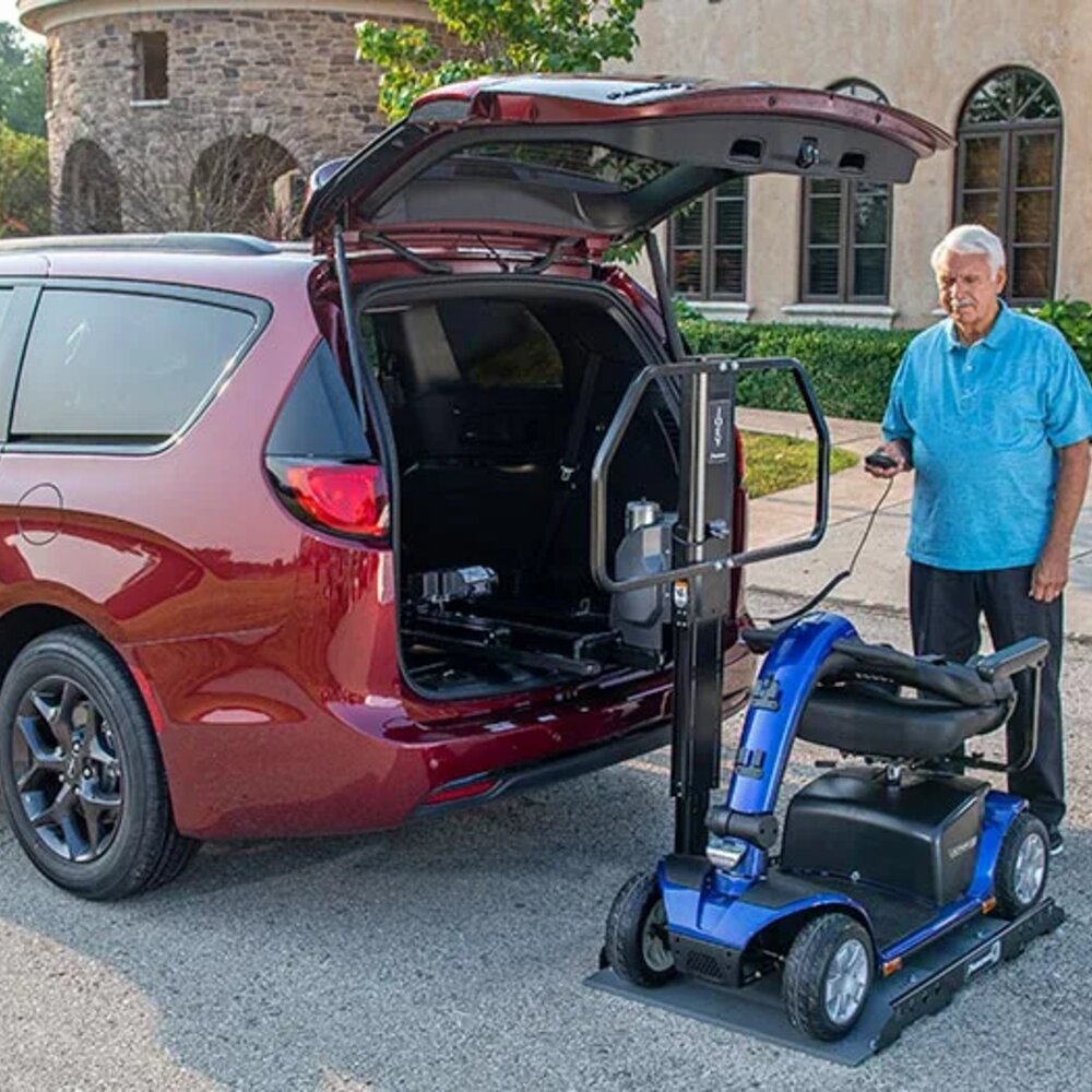 BraunAbility Platform Joey Lift mobility product 2
