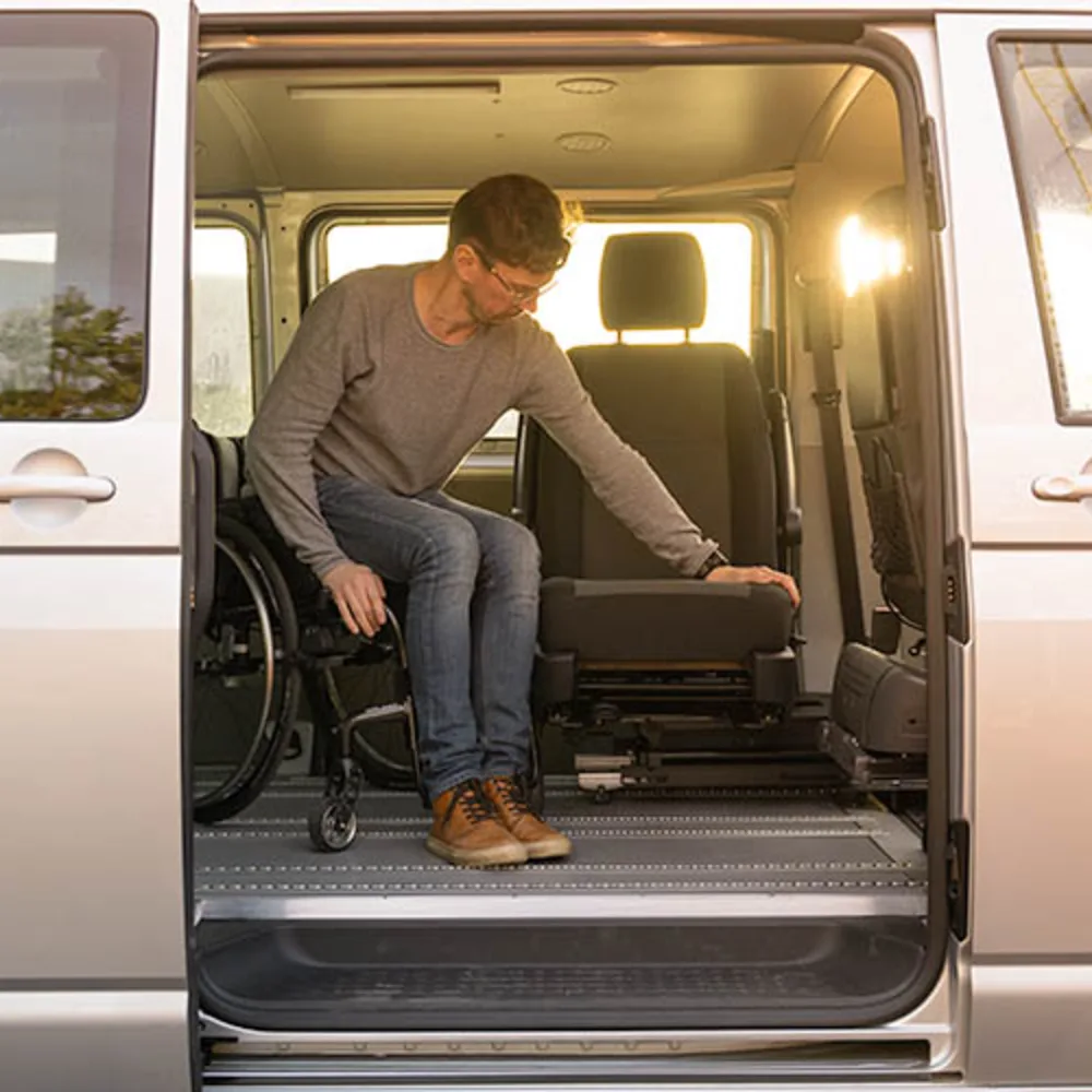 Turny 6-Way Seat Base mobility product 2