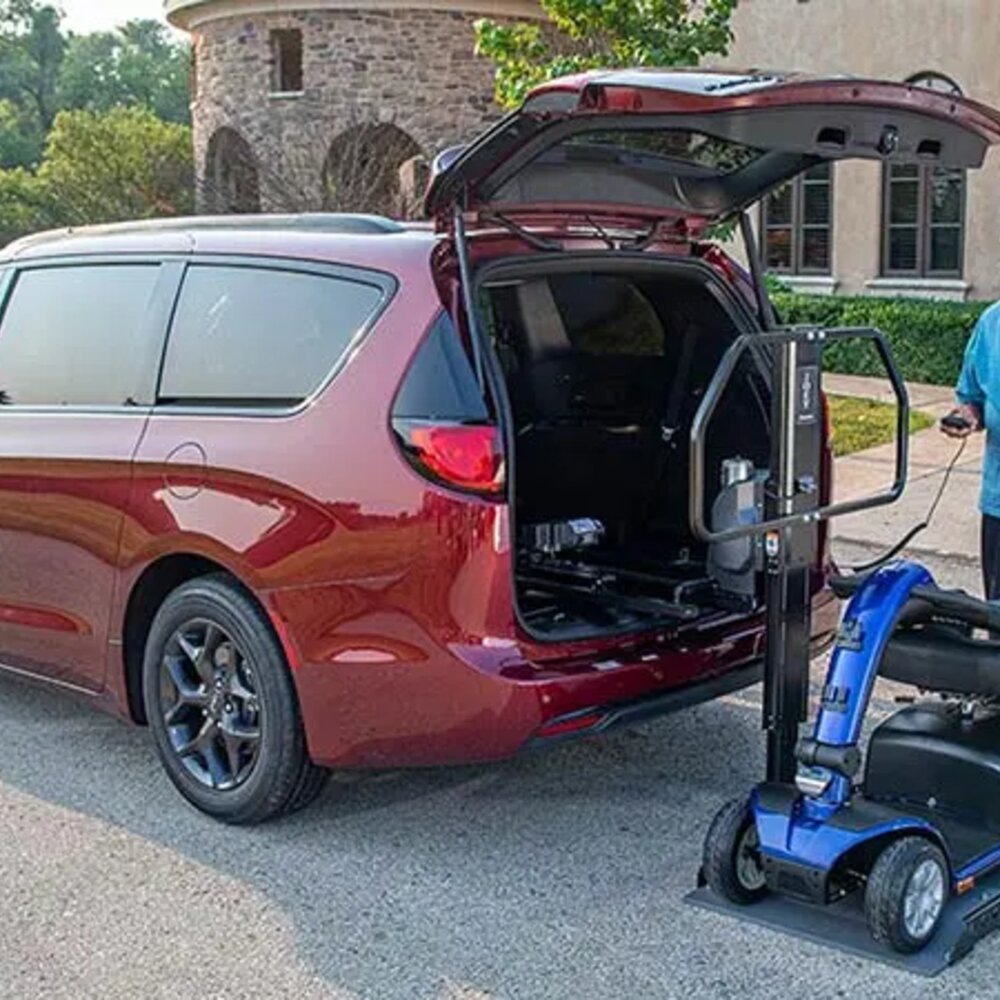 BraunAbility Platform Joey Lift mobility product 3